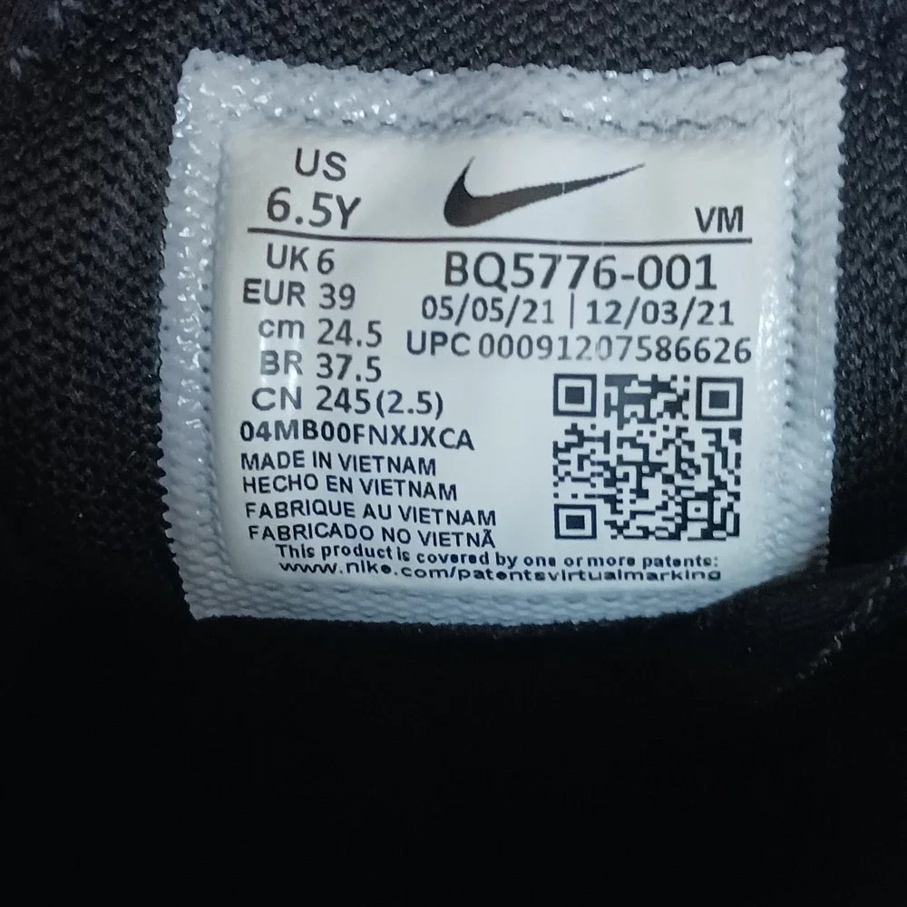 Nike Air Max 270 Triple Black GS Walking Running Shoes Size 6.5Y Women's 8